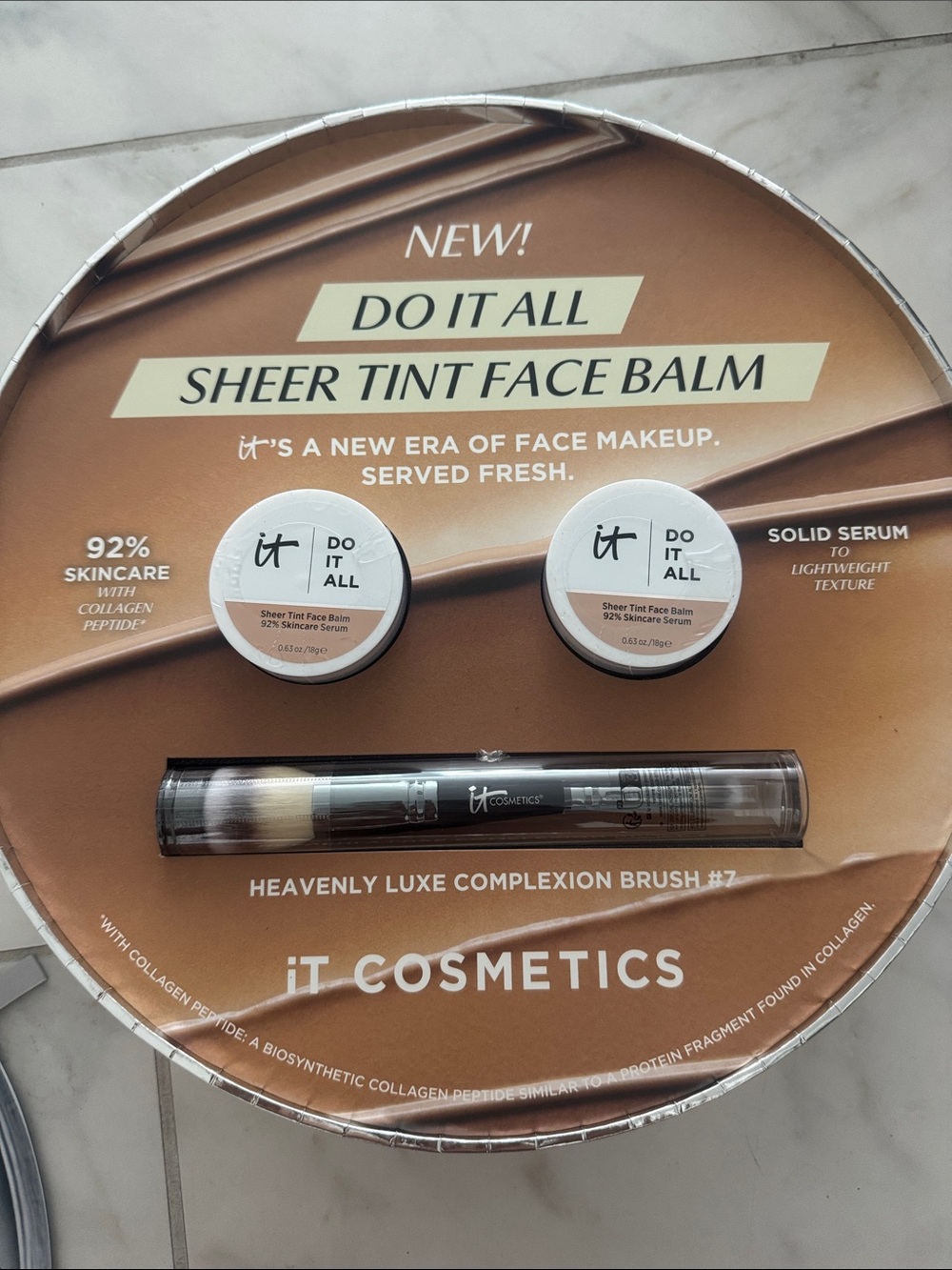 it cosmetics beauty bundle: Heavenly luxe Brush #7 w/ Two Do It All Tinted Balms